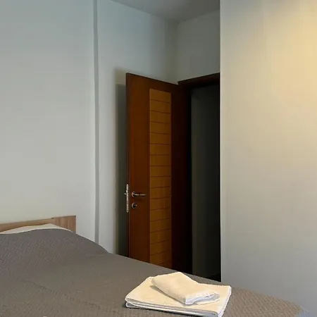 Διαμέρισμα Agia Sofia Penthouse With View By Central Tags *